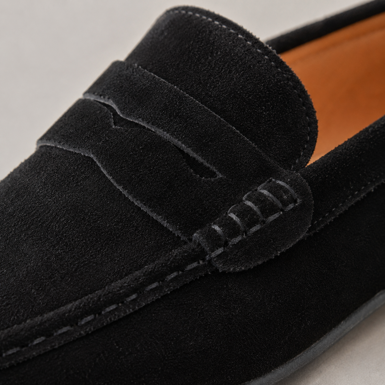 Vicenza Suede Driving Moccasin