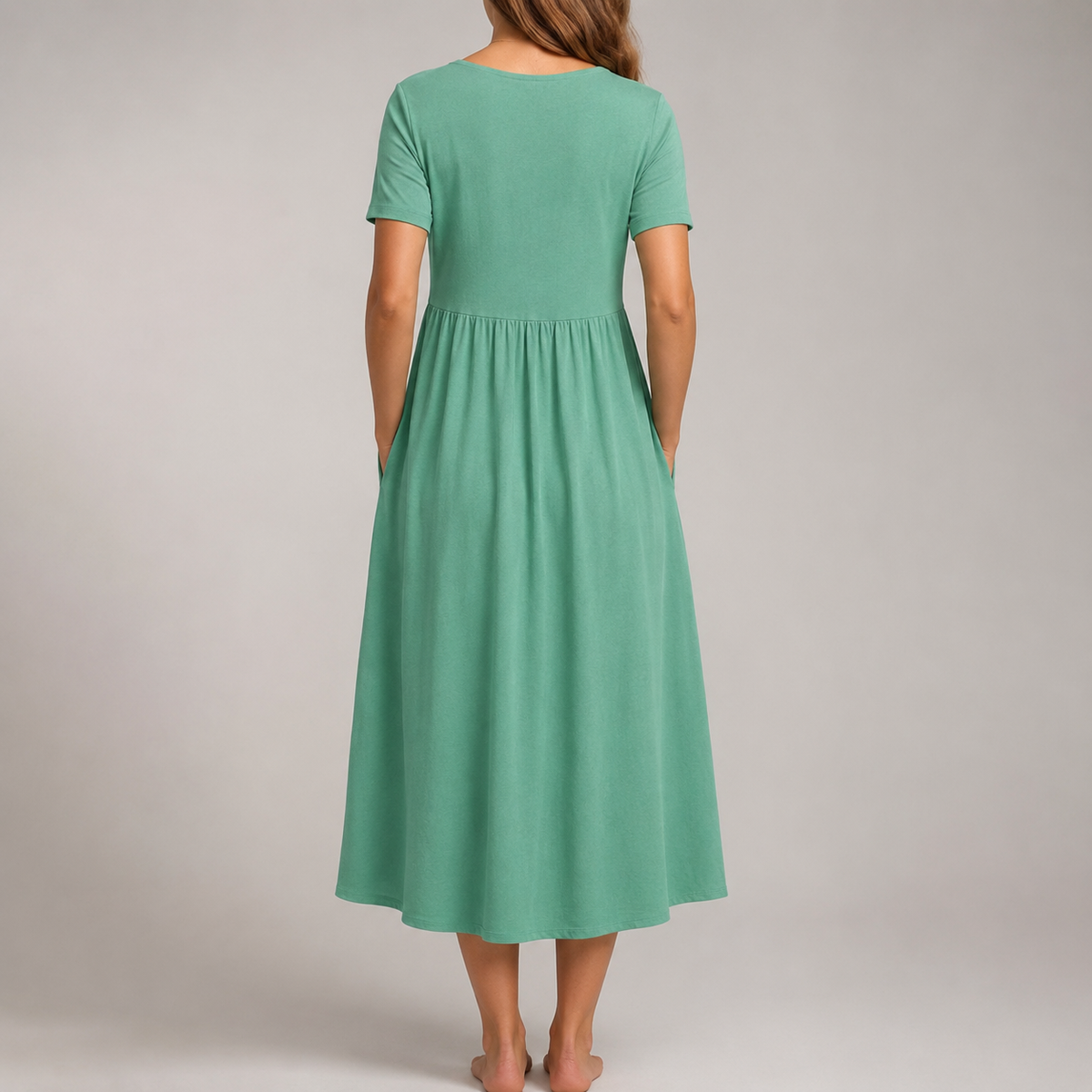 Villefranche Crossover V Neck Pocket Midi Dress